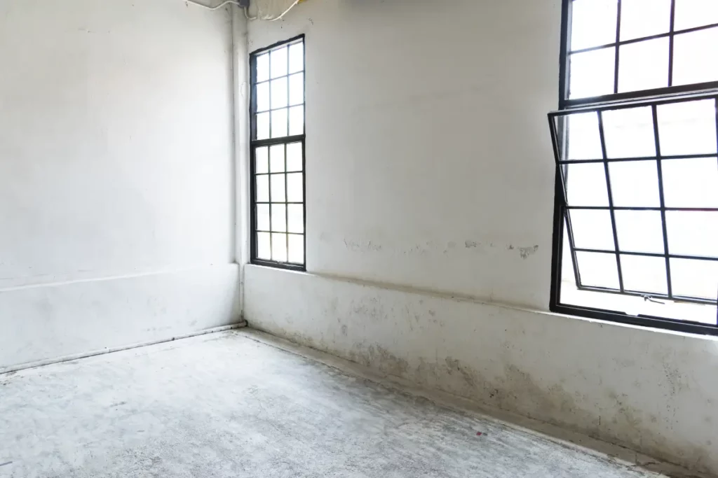 The 7 Dangers of Sleeping in a Damp Room